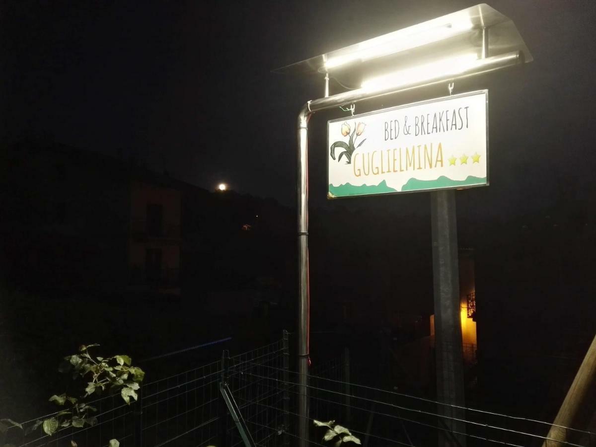 B&B Guglielmina Quarna Sotto Екстериор снимка